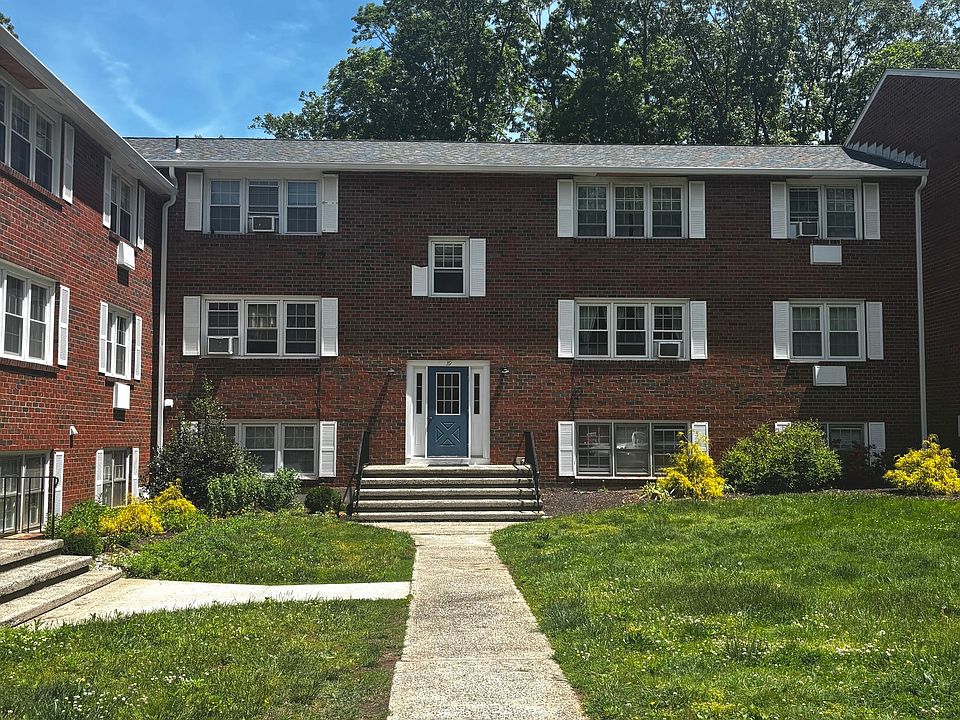1st image of 39 Briarwood Lane #A
