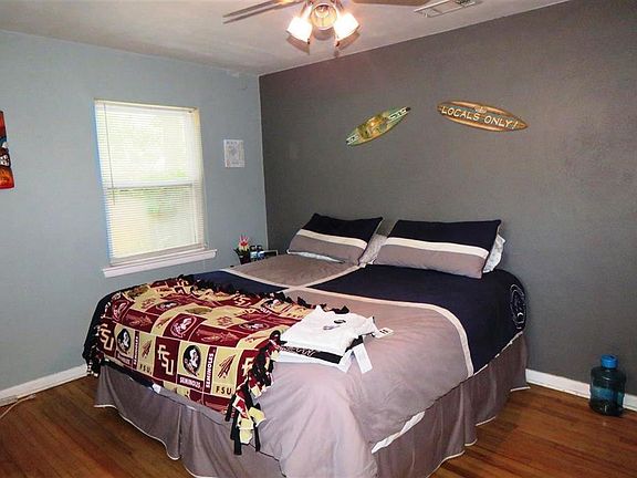 5th image of 429 Fairpoint Dr