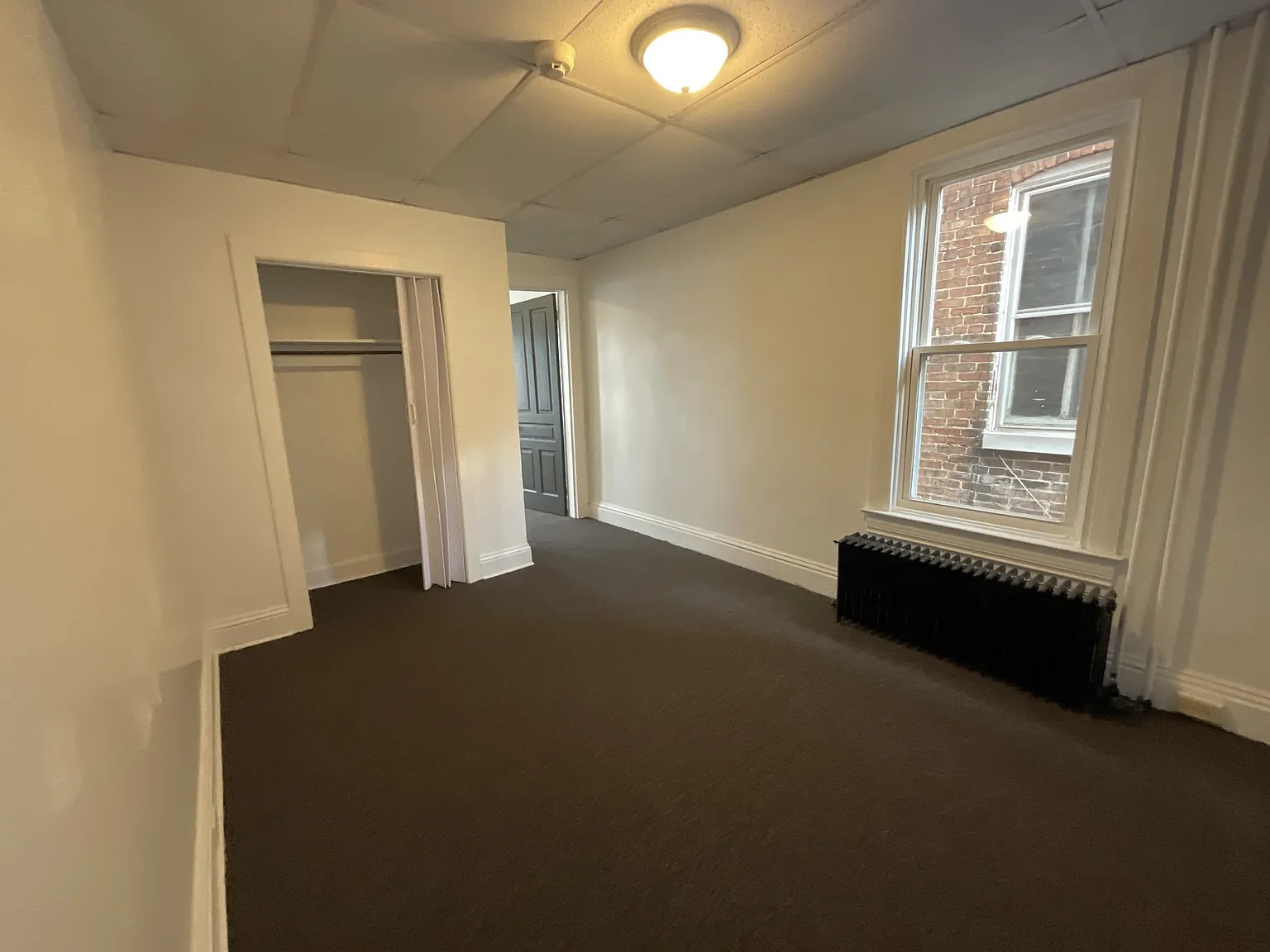 284 W Jackson St, York - B — Photo 3