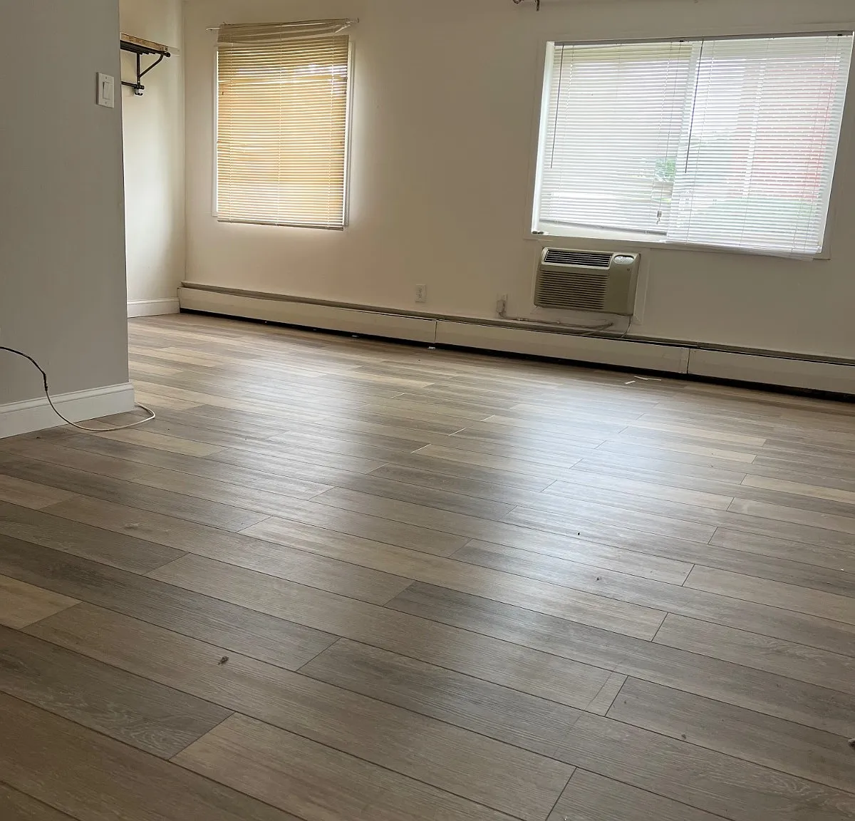 2 bed, 1.0 bath, 790 sqft, $2,500 — Photo 4