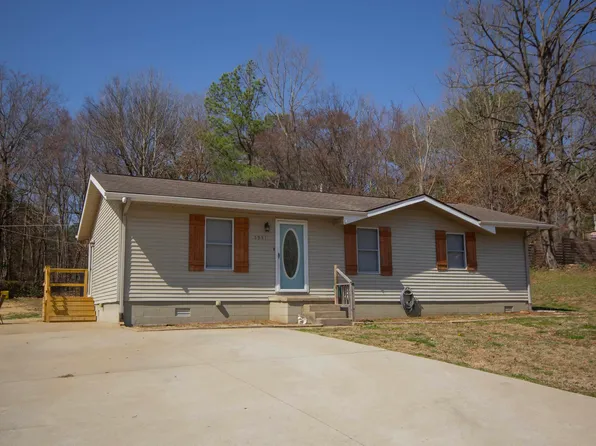 5951 Oakhaven Dr, Paducah, KY 42003