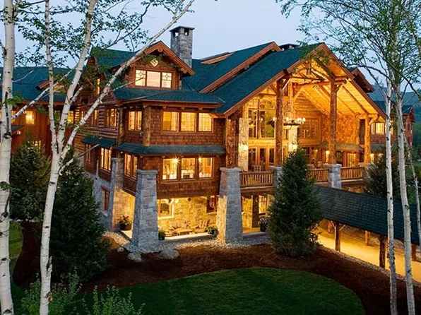 7 Whiteface Inn Ln #308-8, Lake Placid, NY 12946