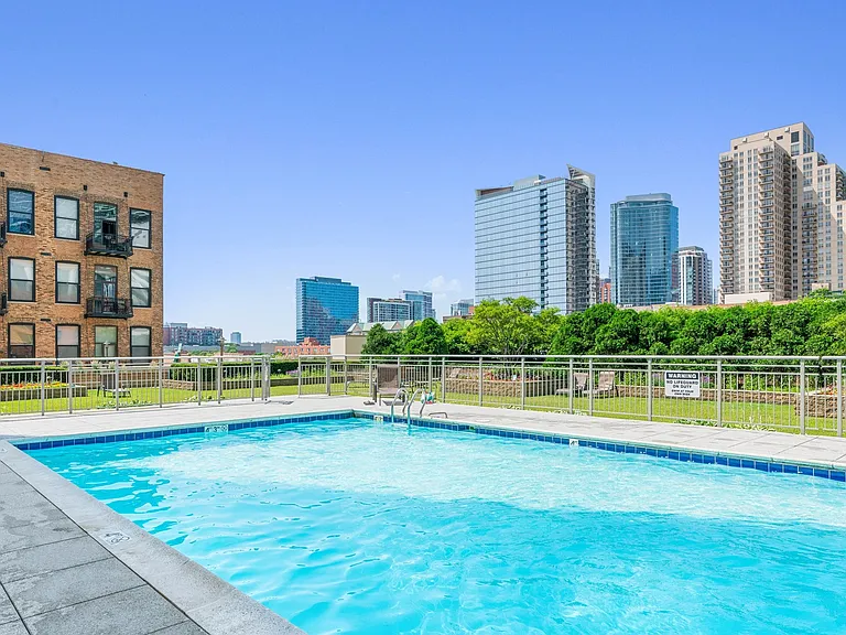 1250 S Michigan Ave #1904 — Photo 9