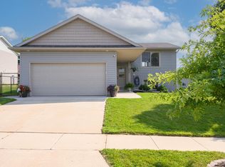 5888 Excalibur Ct NW, Rochester, MN 55901