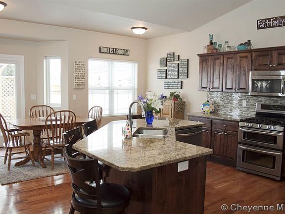 3rd image of 1779 Pleasant Ct