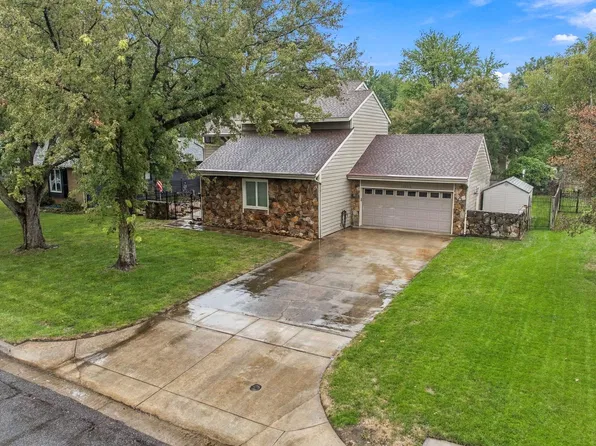 11539 W 1st St N, Wichita, KS 67212