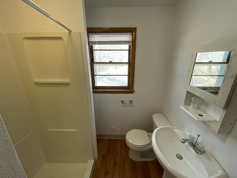 316 S Walnut Ave — Photo 23