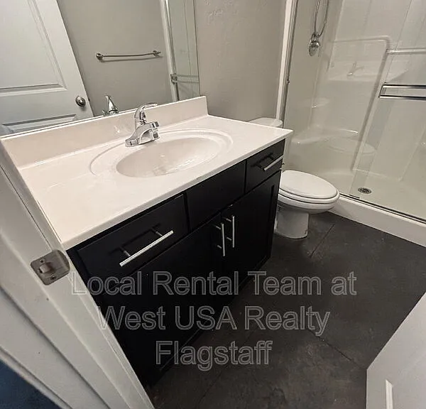 522 S Fountaine St #300 — Photo 10