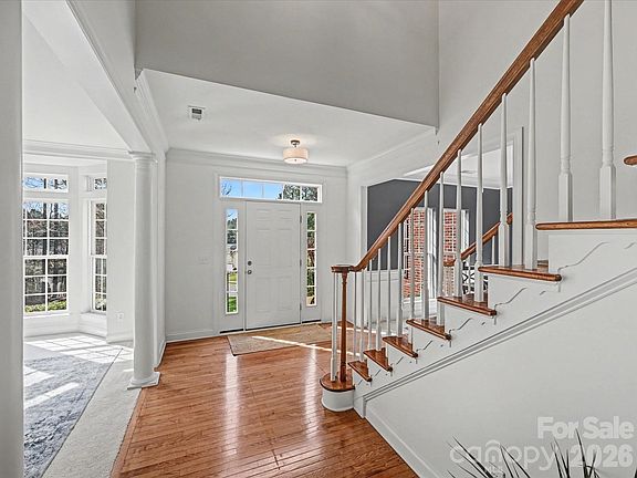 5th image of 108 Braxton Gate Ct