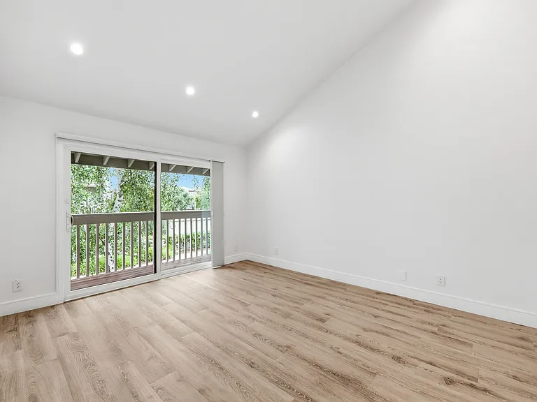 143 Ortega Ave — Photo 22
