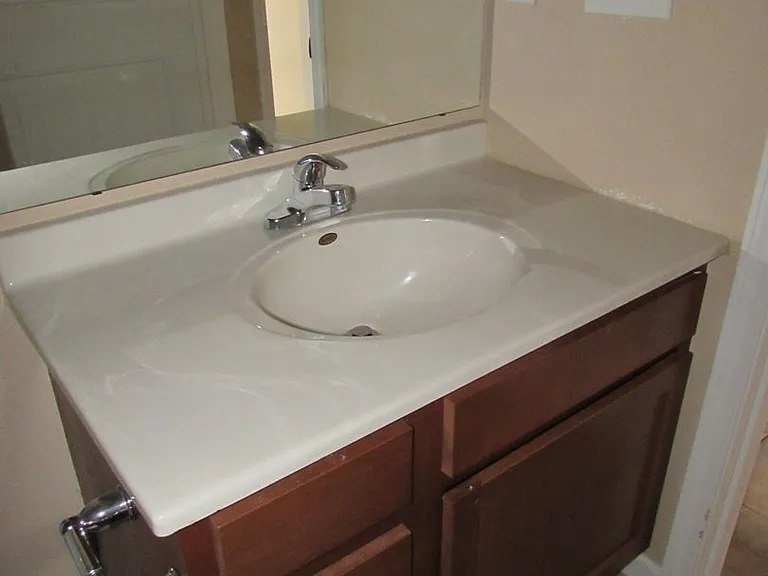 190 Lyle Curtis Cir — Photo 12