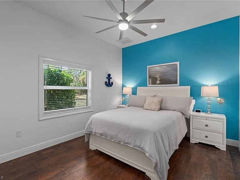 5420 Boxwood Way — Photo 14