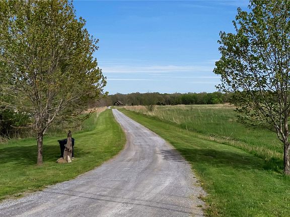 2nd image of 314 Bloomingdale Rd
