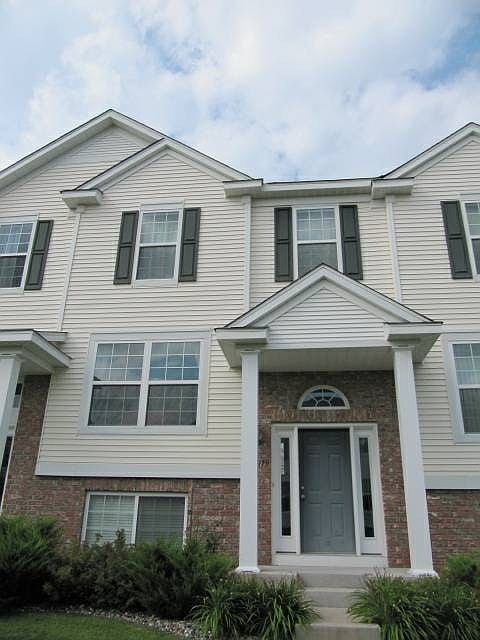 1st image of 15079 French Dr N
