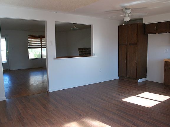 5th image of 2823 Sunny Slope Dr