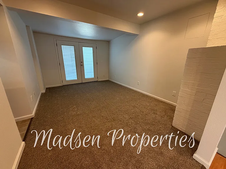 1618 Sunset Ave — Photo 7