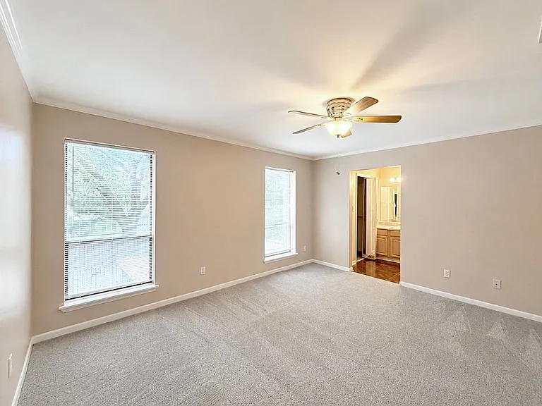 6069 Hilburn Rd — Photo 10