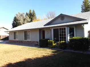 1415 Fayette Ln, Redding, CA 96003