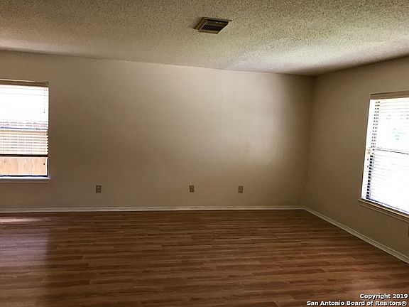 4th image of 10623 Cavelier Point