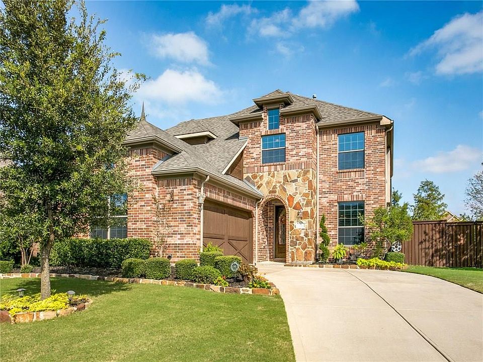1st image of 1701 Grand Meadows Dr