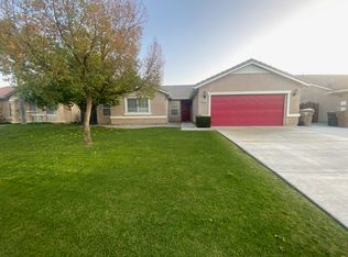 10511 High Plateau Way, Bakersfield, CA 93311