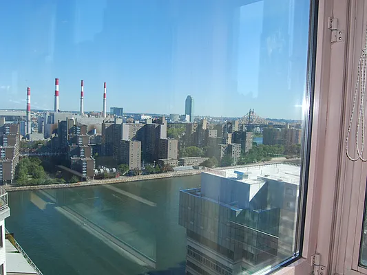 Rented by Sotheby's International Realty | media 24