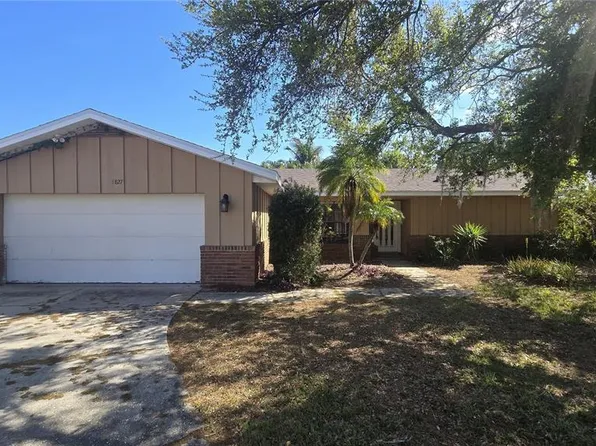 1827 76th St W, Bradenton, FL 34209