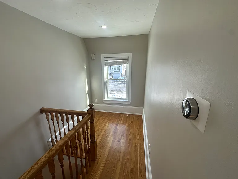 55 Summit St — Photo 10