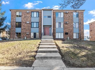 272 Canterbury Ln APT 2, Bolingbrook, IL 60440