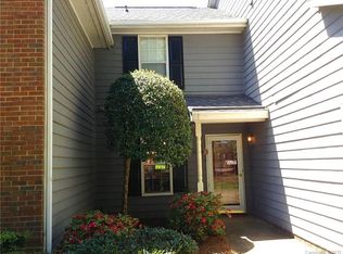 5200 Amity Springs Dr, Charlotte, NC 28212