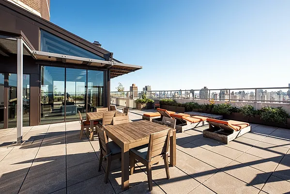 Rented by The Dermot Realty Management Company | media 41