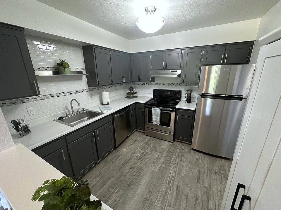 One and Two Bedroom Apartment Kitchen