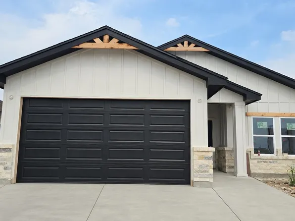 18 Concepcion Cir, Del Rio, TX 78840
