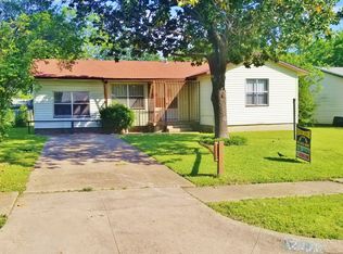 12116 Hoblitzelle Dr, Dallas, TX 75243