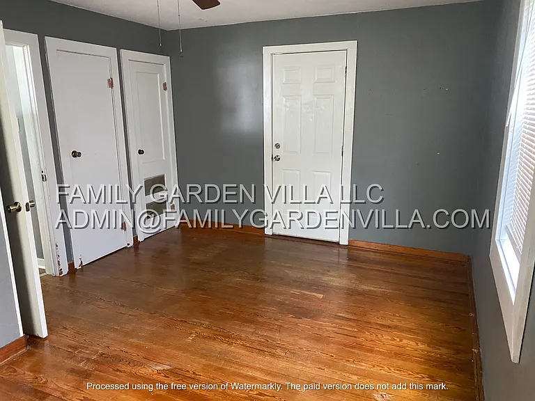1836A Ridgefield Ave — Photo 6