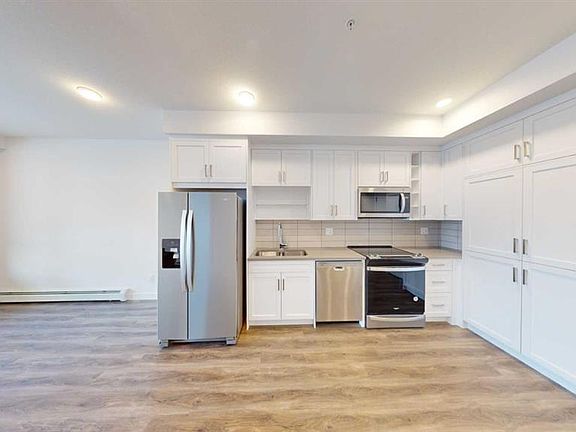 2nd image of 3932 N University Ave NW #528