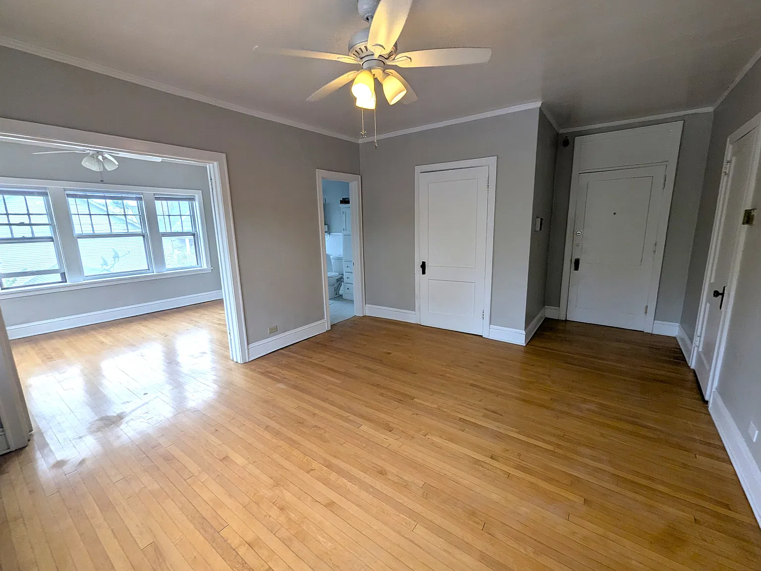 1 bed, 700 sqft, $1,275 — Photo 4
