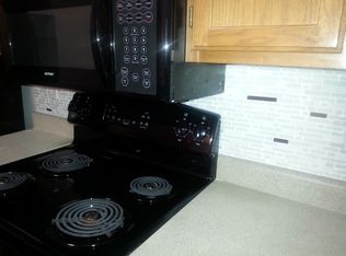 1100 Bonhomme Lake Dr APT B, Saint Louis, MO 63132