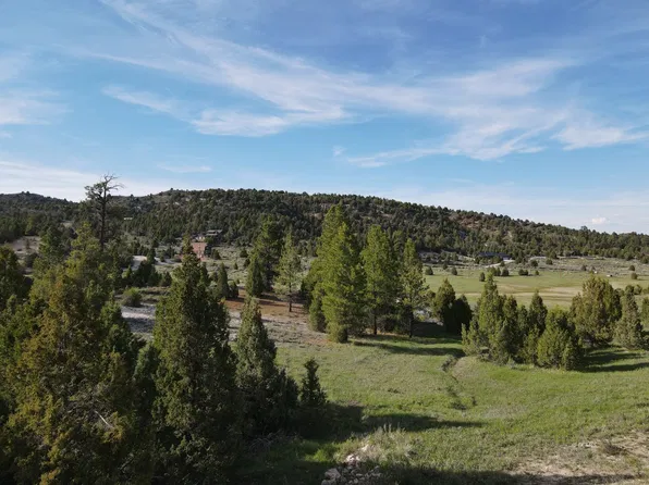 2820 N Dead Horse Loop, Alton, UT 84710