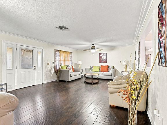 4th image of 2730 Fairway Drive