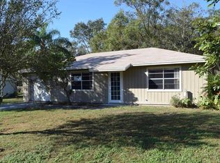 6241 Sweetwater Dr W, Lakeland, FL 33811