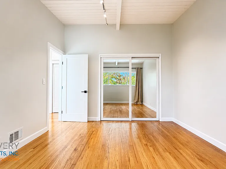 6323 Girvin Dr — Photo 40