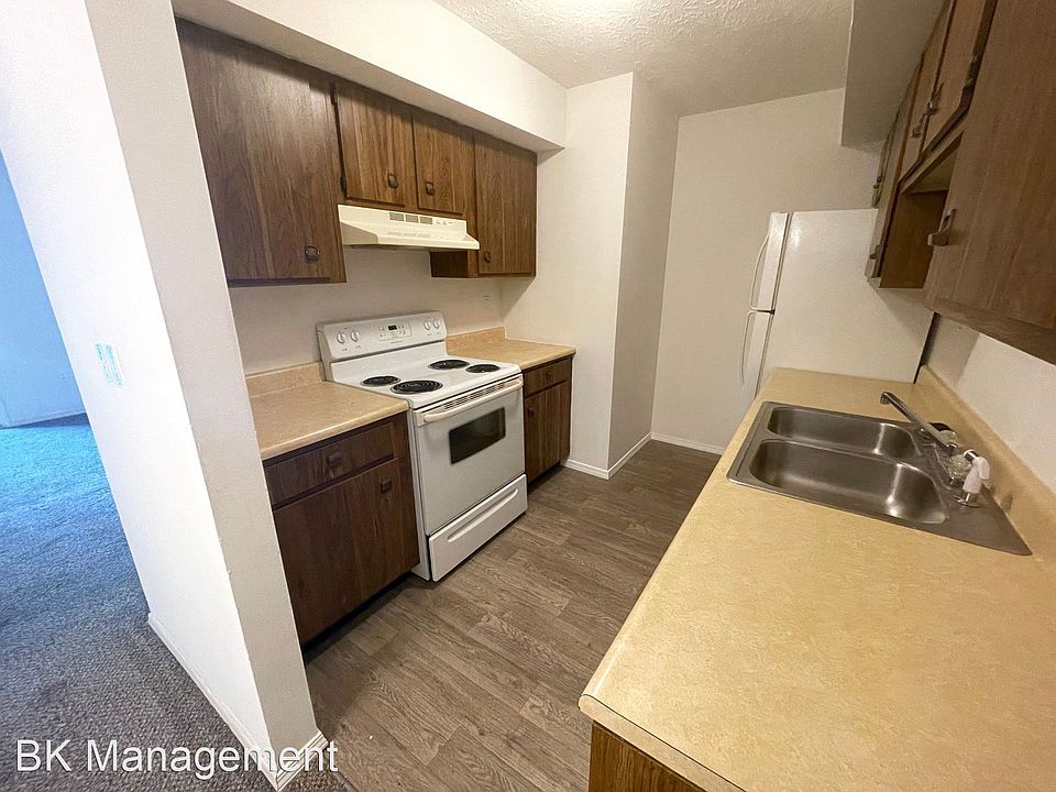 1st image of 28 Ironwood Ct Unit 30