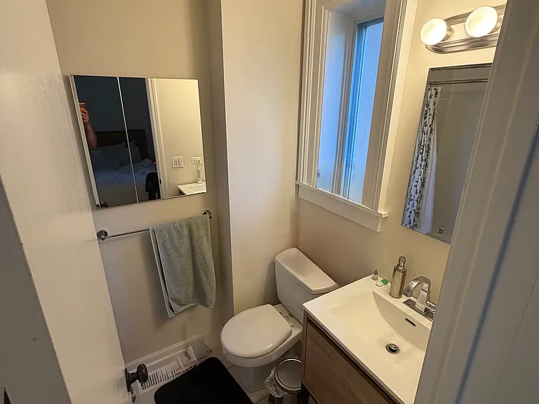 1710 N Fern Ct #1 — Photo 9