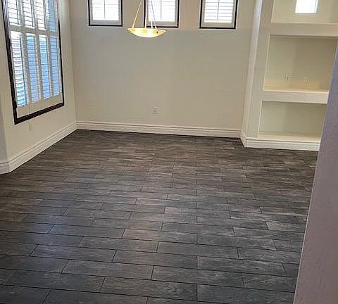 5th image of 1747 E NORTHERN Avenue #135