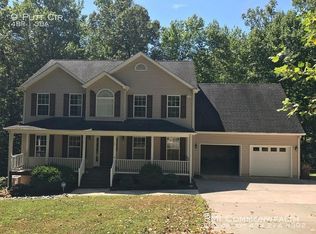 9 Putt Cir, Palmyra, VA 22963