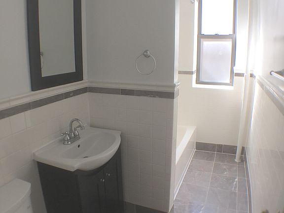 4th image of 612 W 144th St APT D5