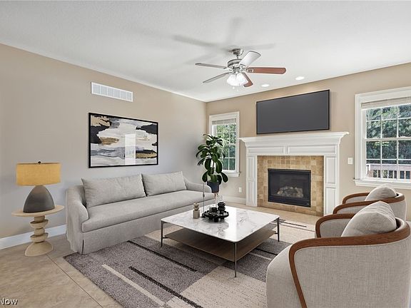 3rd image of 51 Barnstone Ln