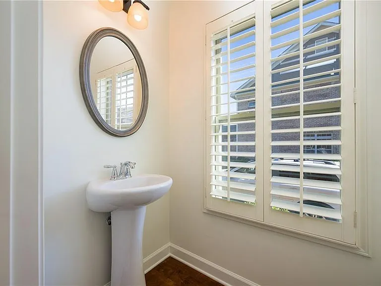 4148 Baverton Dr — Photo 12