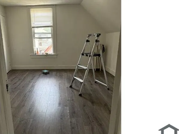 30 Clifton St, Worcester, MA 01610